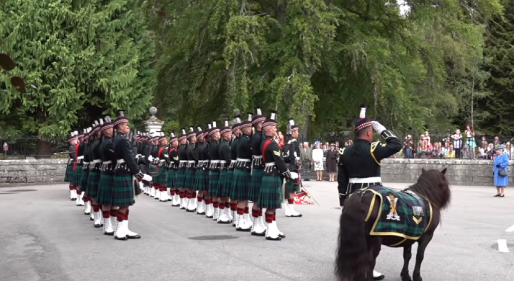 Kraljica Elizabeta II