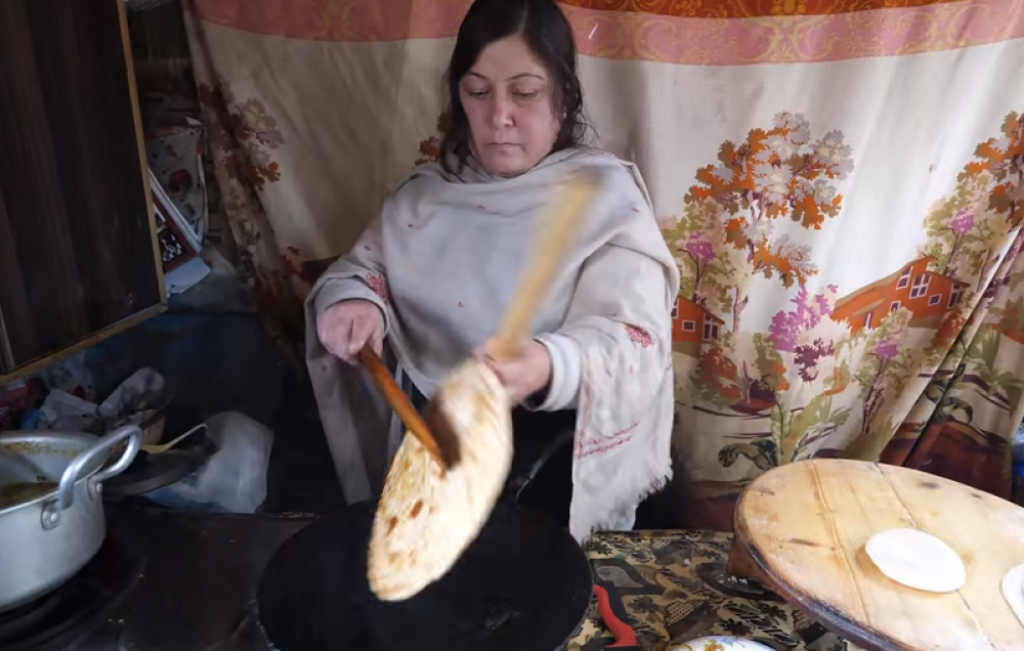 Pripadnica Hunza naroda