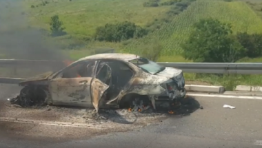Zapaljen auto na auto-putu Beograd-Niš