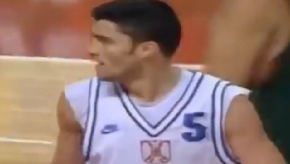 Danilović preko Sabonisa