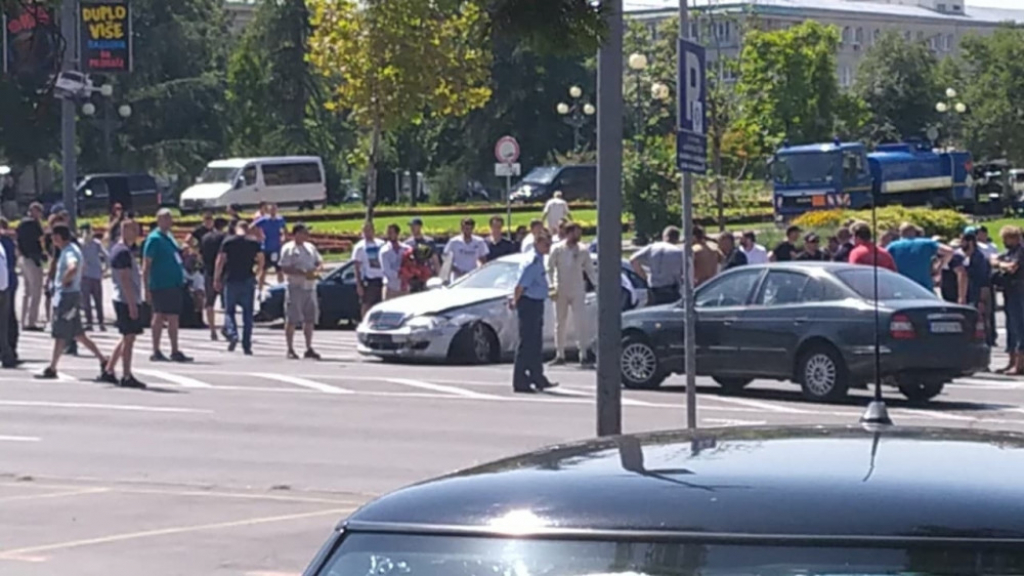 Snajperista Foka upucao vozača mercedesa u centru Beograda
