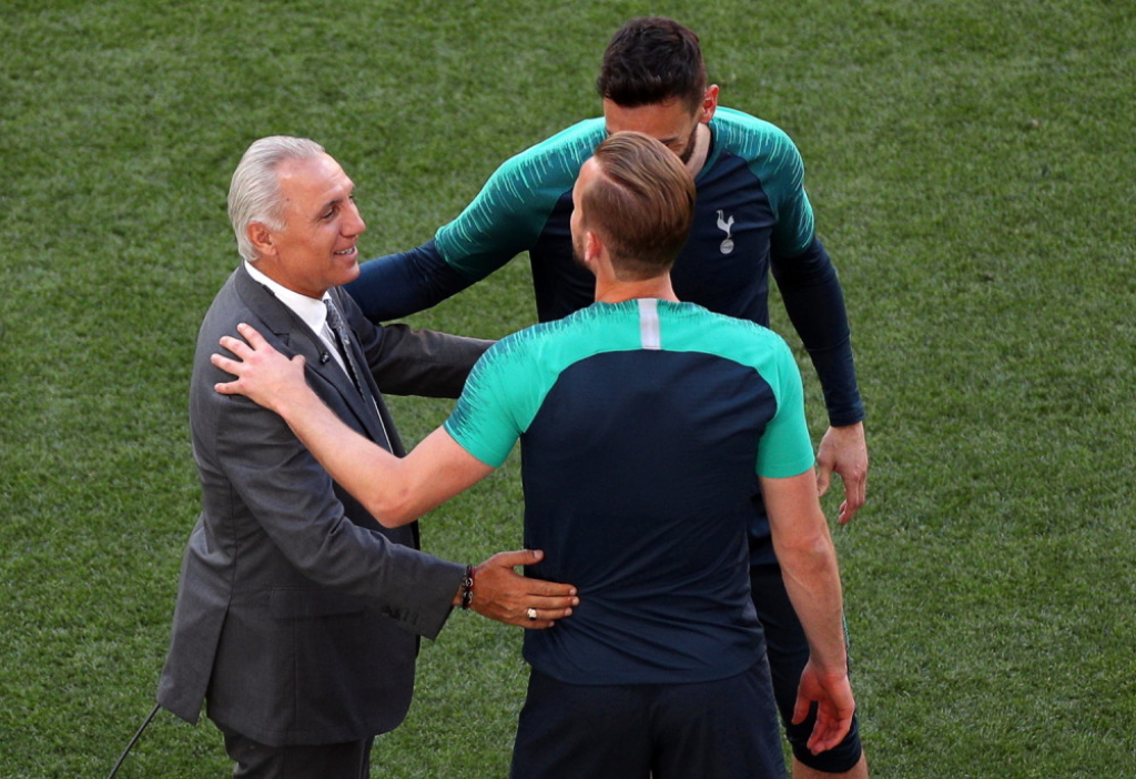 Hristo Stoičkov u poseti fudbalerima Totenhema