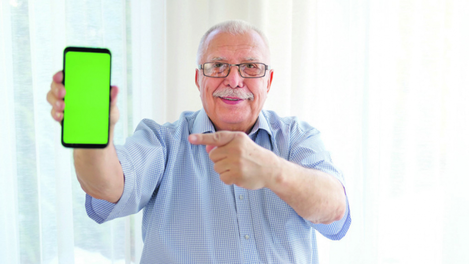 Penzioner, mobilni telefon