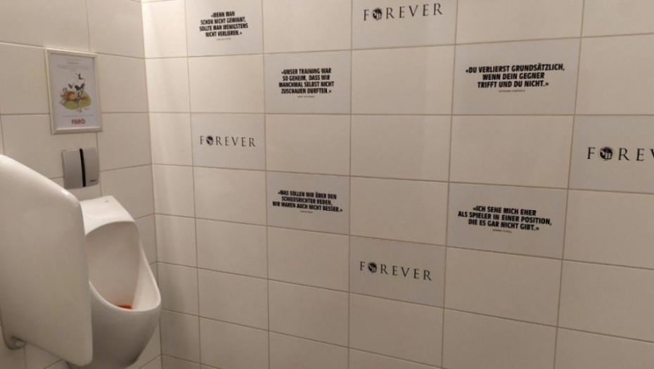 Toalet na stadionu &quot;Švajcarska&quot;