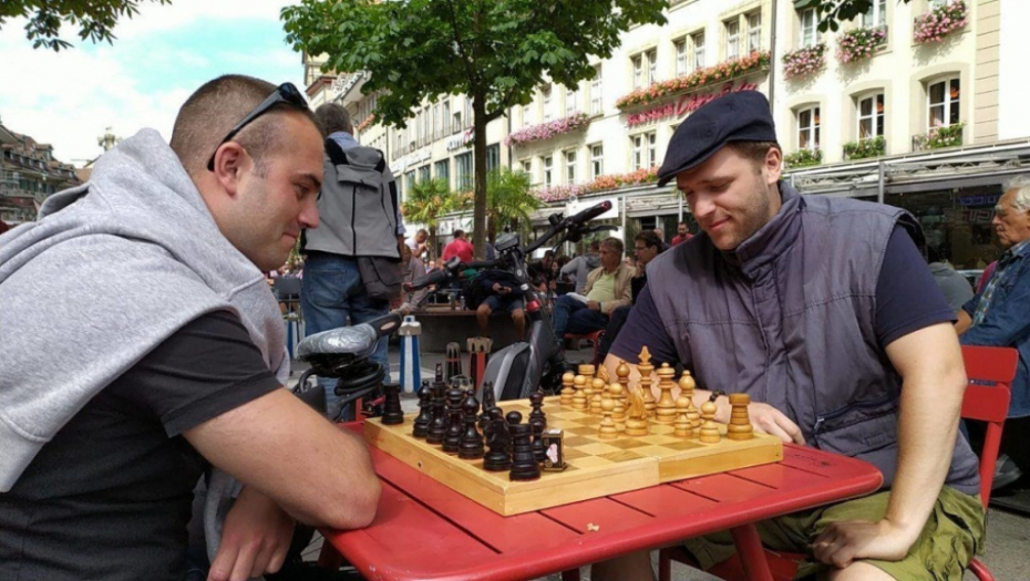 Šah u Bernu
