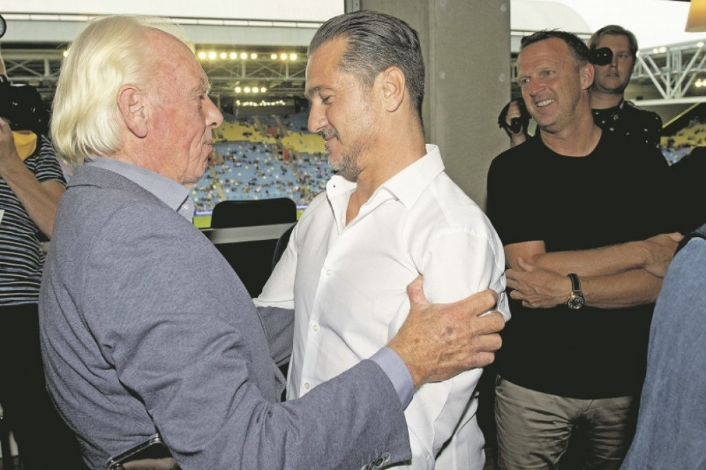 Leo Benhaker i Nikos Mahlas