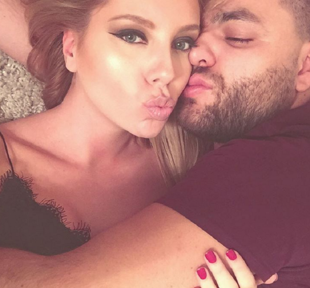 Jelena Nikolić i Cobi