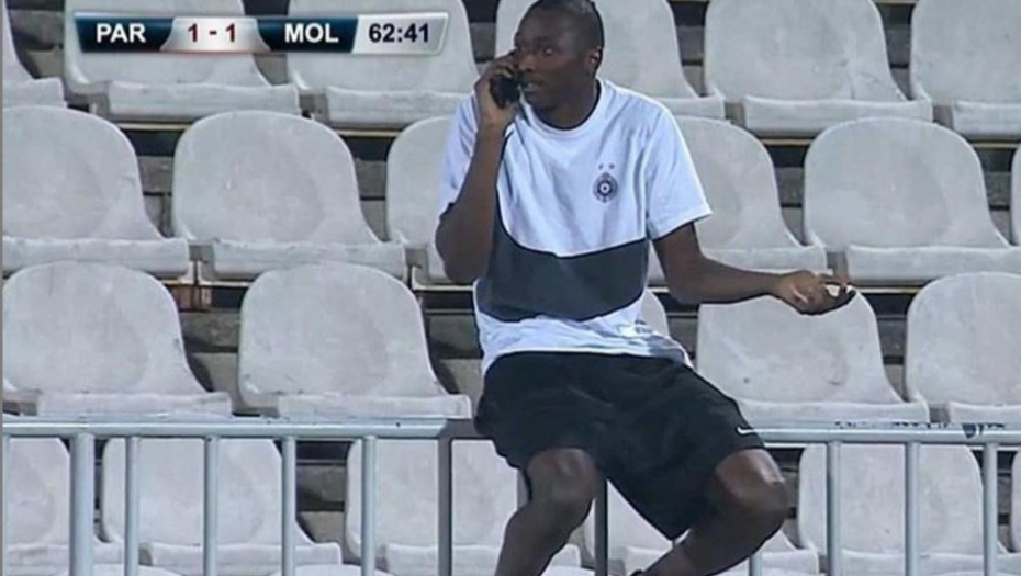 Umar Sadik tokom meča sa Moldeom