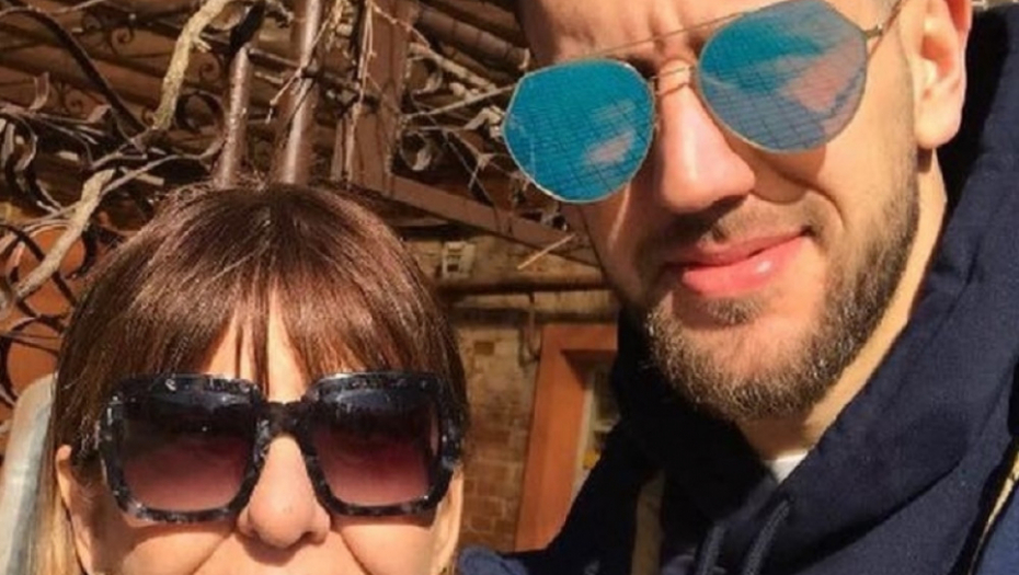 Vasilije Micić sa majkom