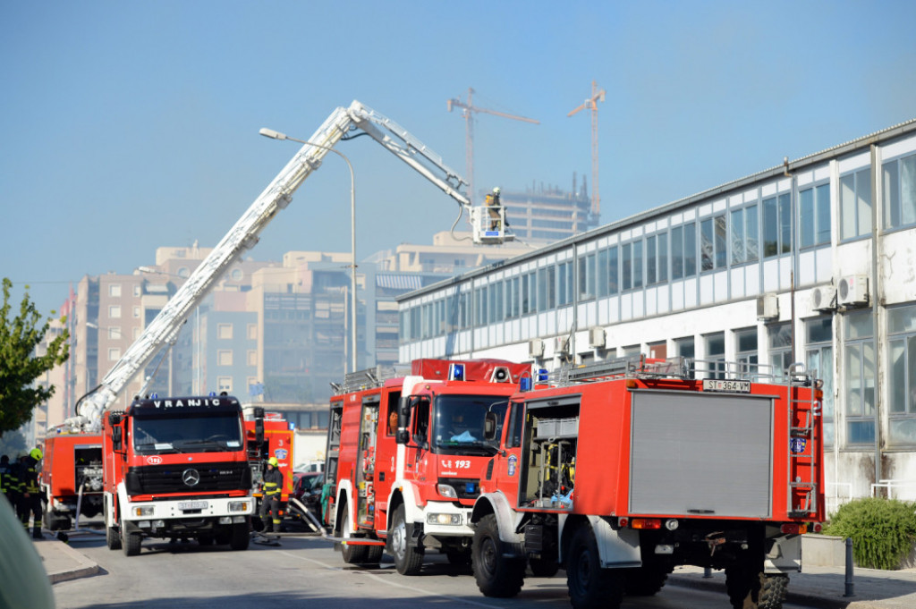 Saobraćajna nesreća, vatrogasci