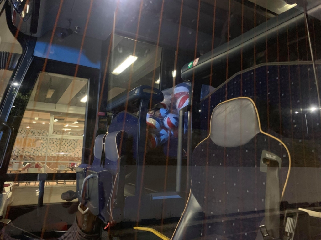 autobus za odbojka&scaron;ice