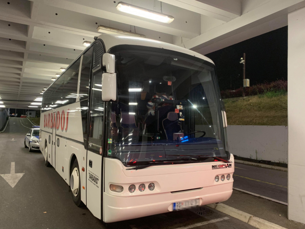 autobus za odbojka&scaron;ice