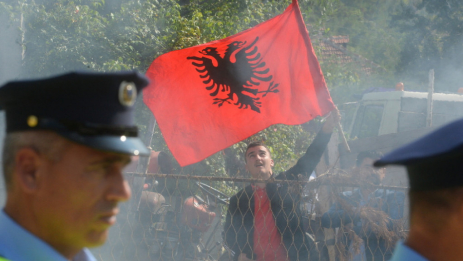 Priština, Albanci, Kosovo 