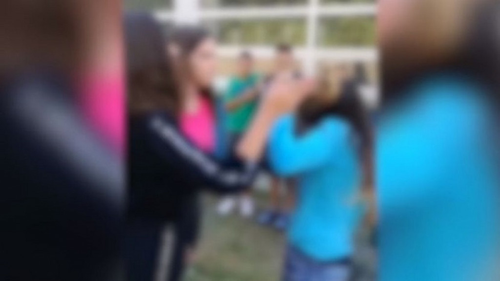 Maltretiranje devojčice