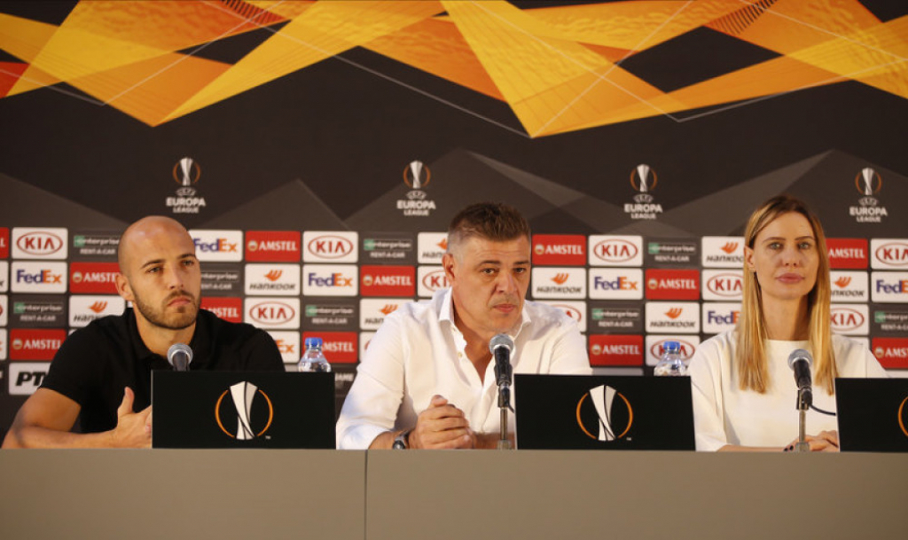 Konferencija pred AZ