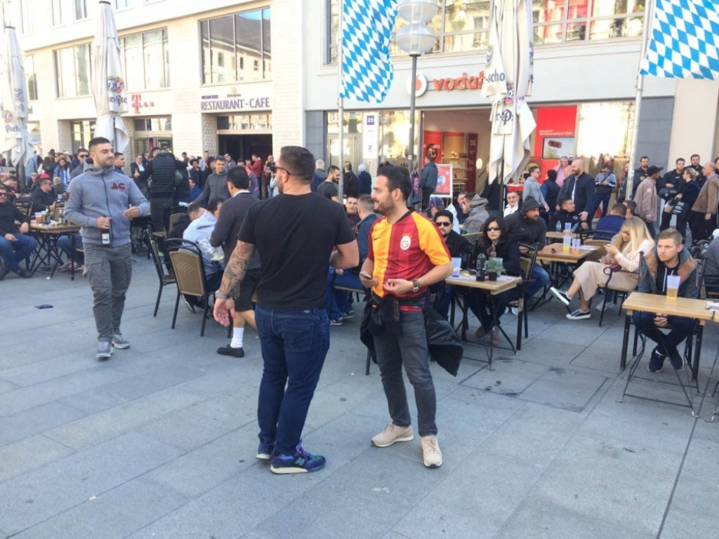 Navijač Galatasaraja pravi probleme u Minhenu