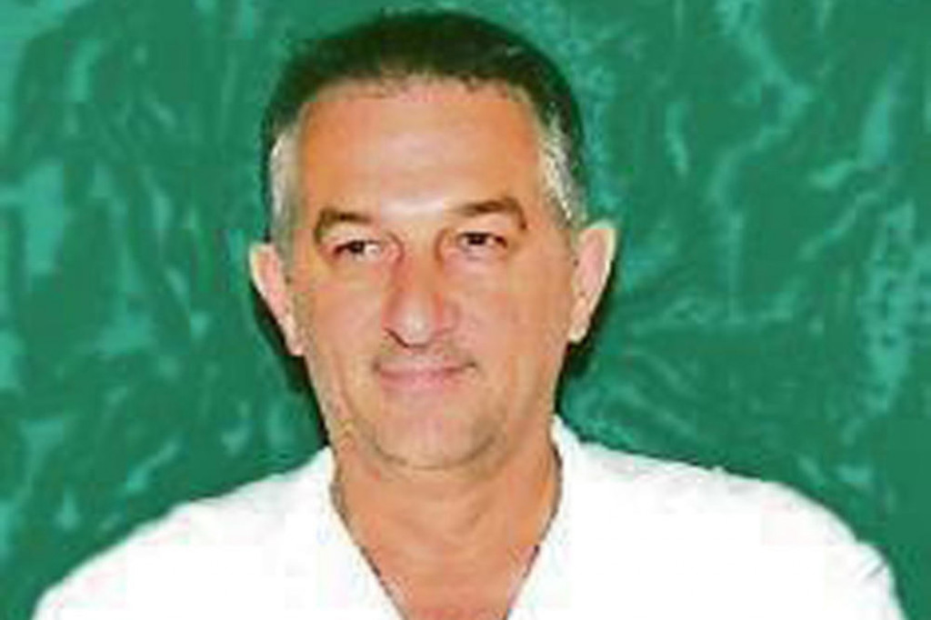 Goran Azanjak, hirurg