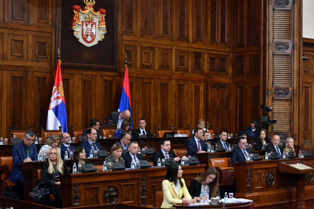 Poslanici, Skupština