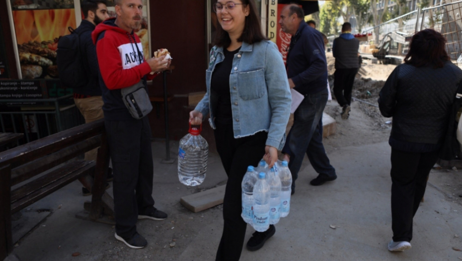 cev, vodovod, pucanje, Kraljica Marije