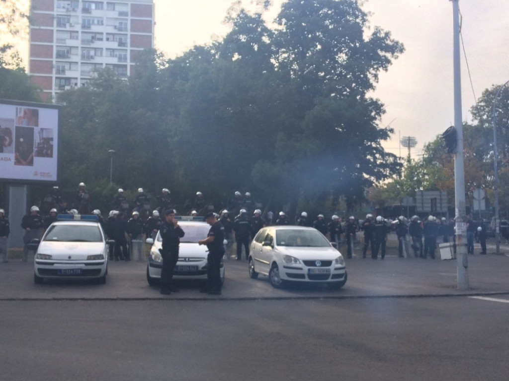 Policija večiti derbi