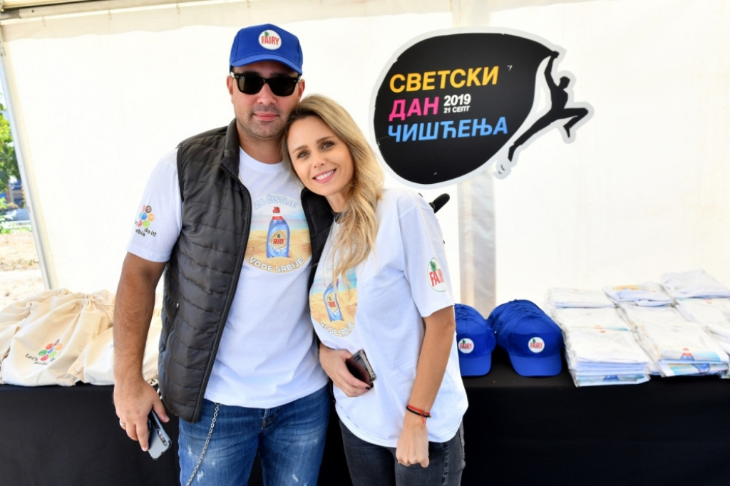 POZNATE LICNOSTI PODRZALE SVETSKI DAN CISCENJA