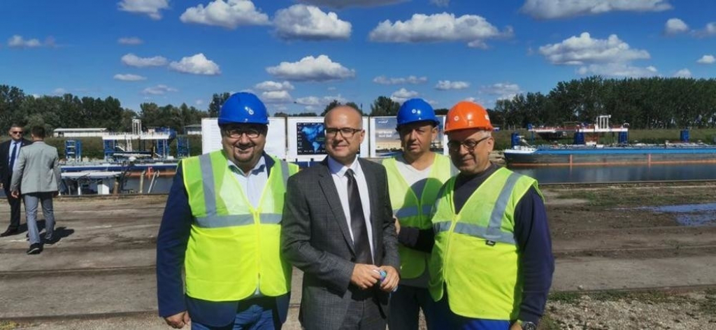 Miloš Vučević, Novi Sad