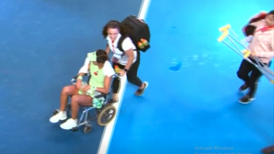 Kineska teniserka u invalidskim kolicima