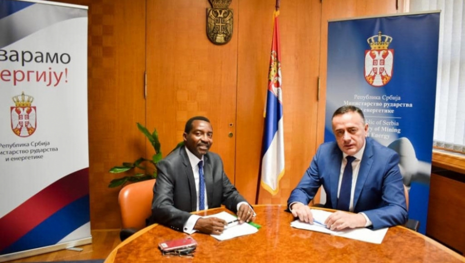 Aleksandar Anti&#039;, svetska banka