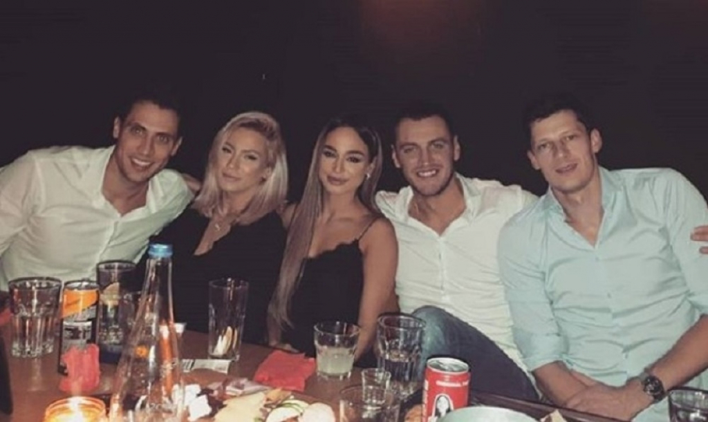 Pevačice i odbojka&scaron;i