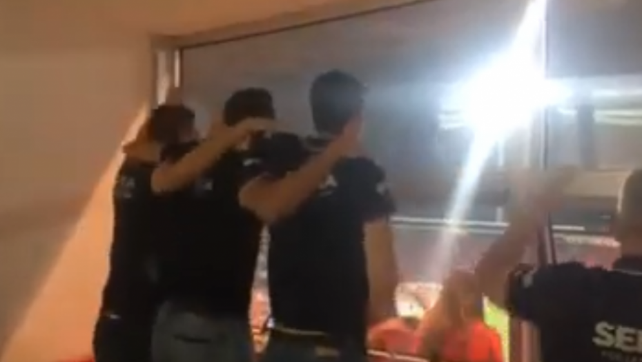 srpski odbojkaši slave pobedu Crvene zvezde