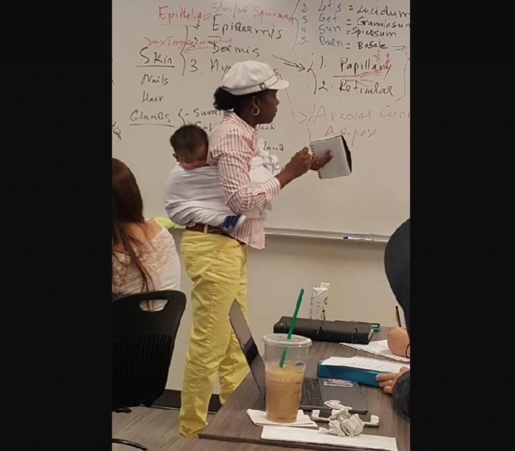 Peofesorka Gvinet koledža u Lorensvilu