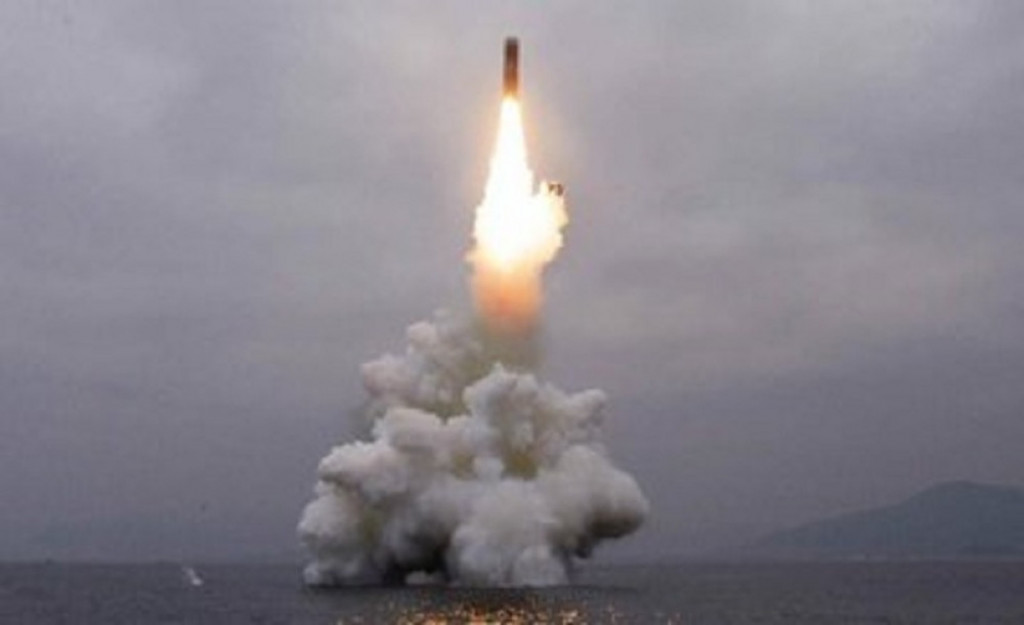 Severna koreja, balistička raketa, podmornica