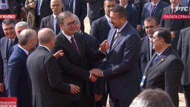 Aleksandar Vučić, Hidajet Turkoglu