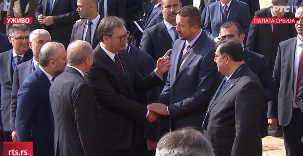 Aleksandar Vučić, Hidajet Turkoglu