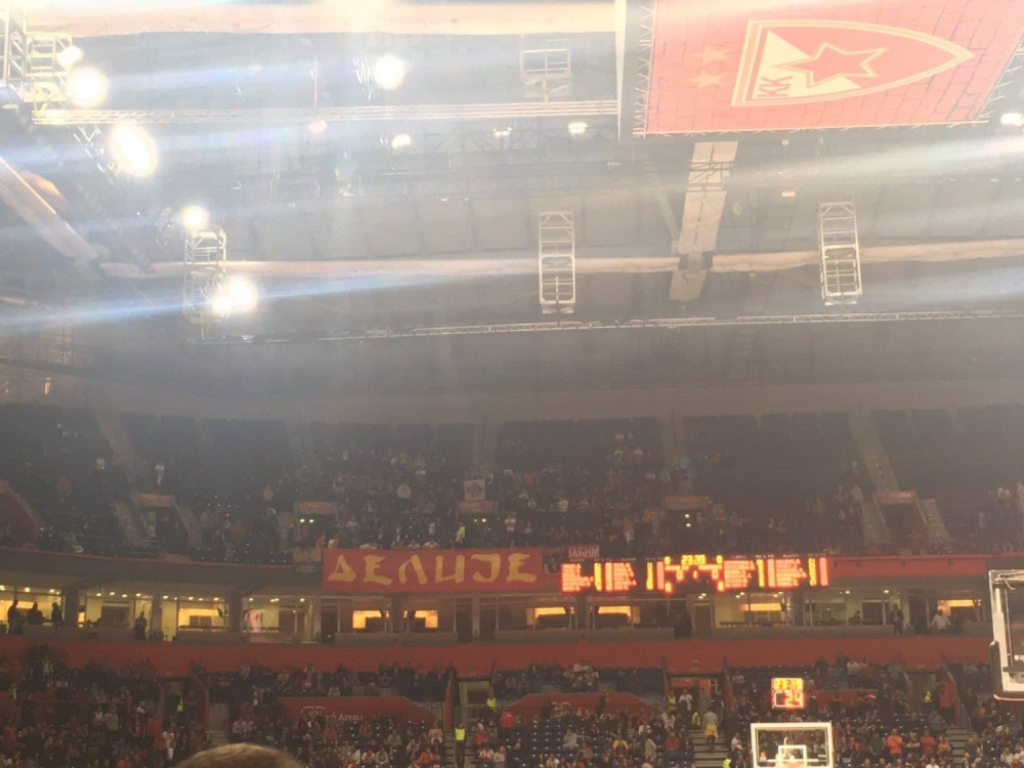 Navijači Crvene zvezde u Areni