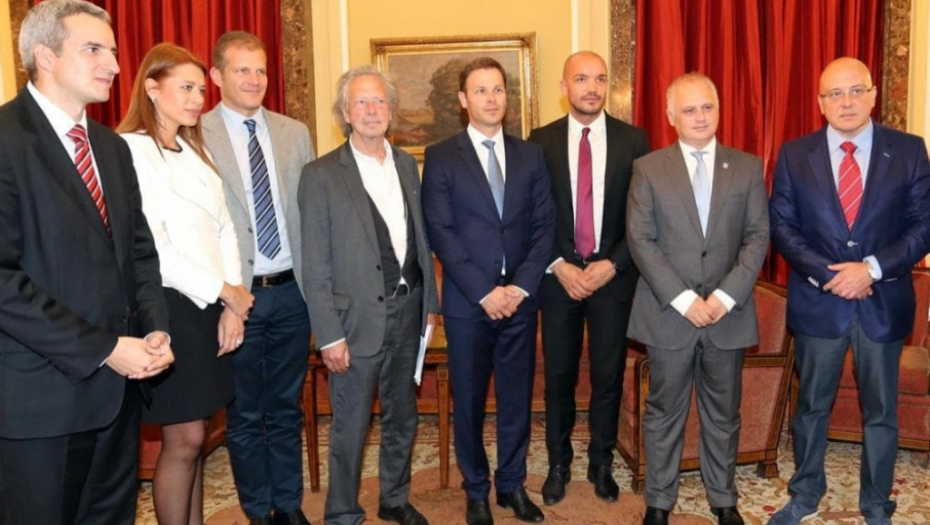 Goran Vesić, Peter Handke, 