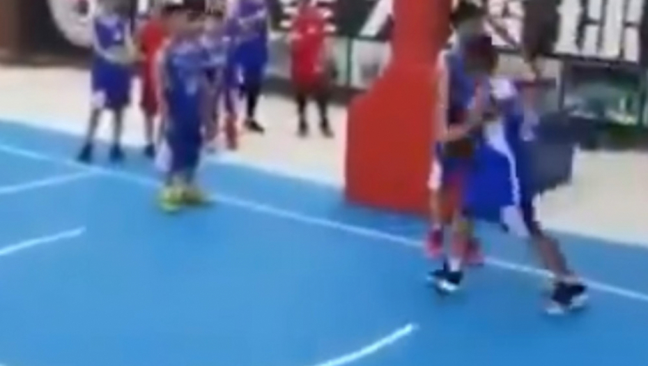 Srbin trenira Kineze