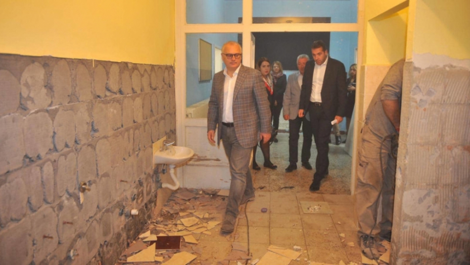 Goran Vesić, Vrtić Petlić, Rakovica