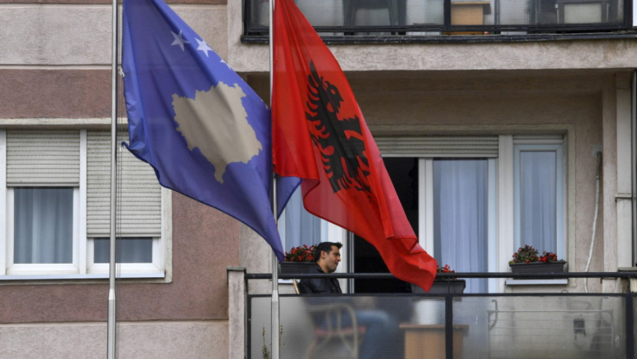 Priština, Albanci, Kosovo 