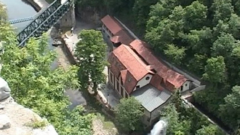 Hidrocentarala na Đetinji