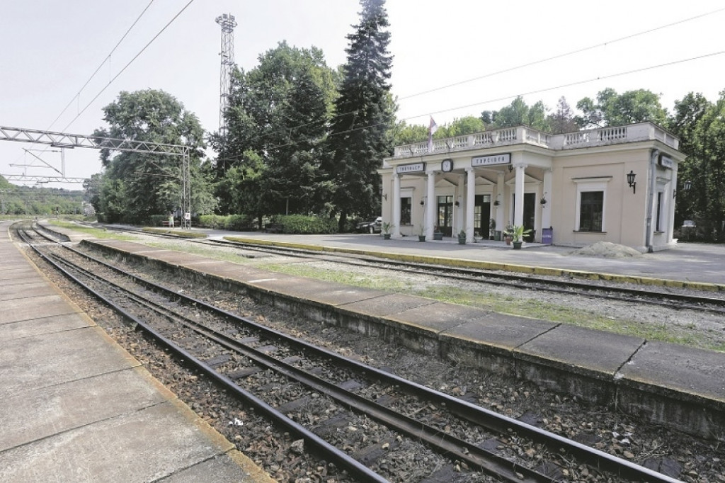 Železnička stanica u Topčideru, nedaleko jeje nađen Jakov