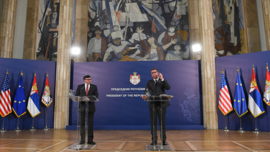 Metju Palmer, Aleksandar Vučić