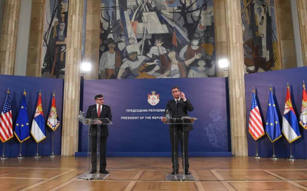 Metju Palmer, Aleksandar Vučić