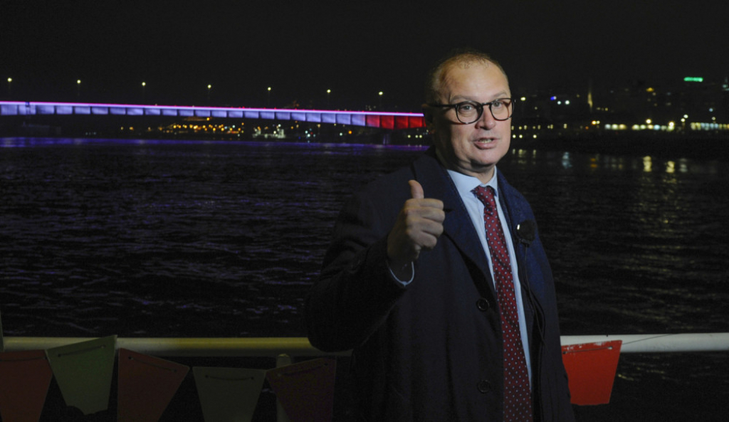 Goran Vesić, Brankov most