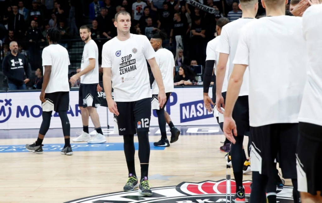 Večiti debi - Stop nasilju nad ženama