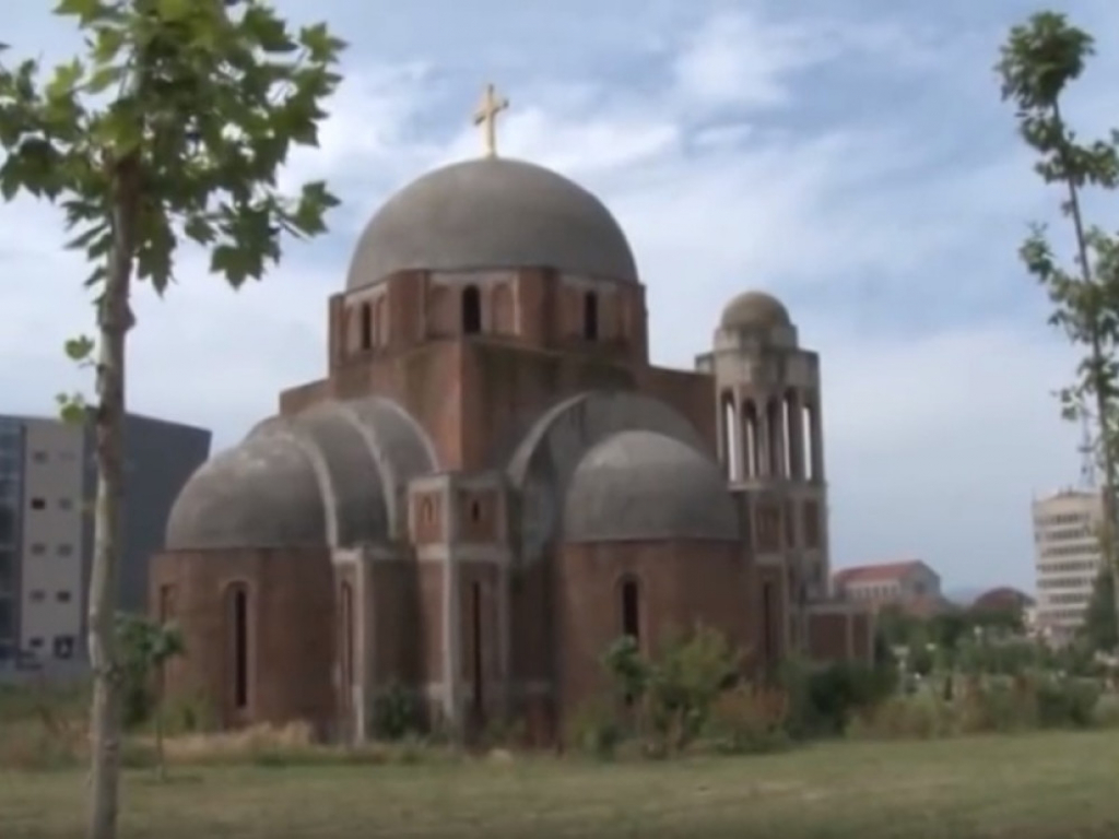 Hram Hrista Spasa u Prištini