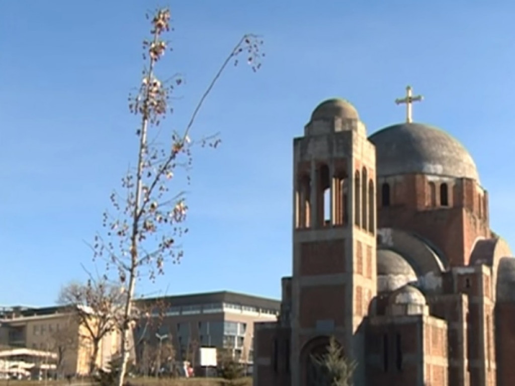 Hram Hrista Spasa u Prištini