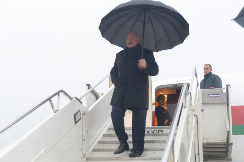 Aleksandar luka&scaron;enko, Aleksandar Vučić,