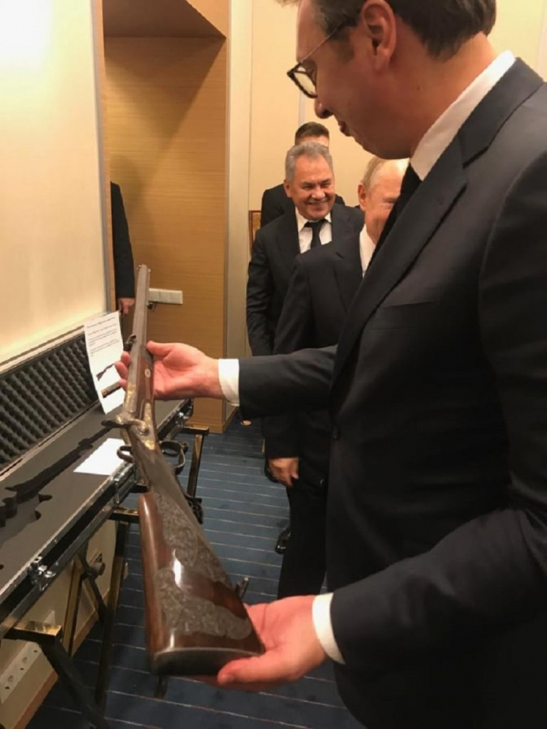 Aleksandar Vučić, Vladimir Putin