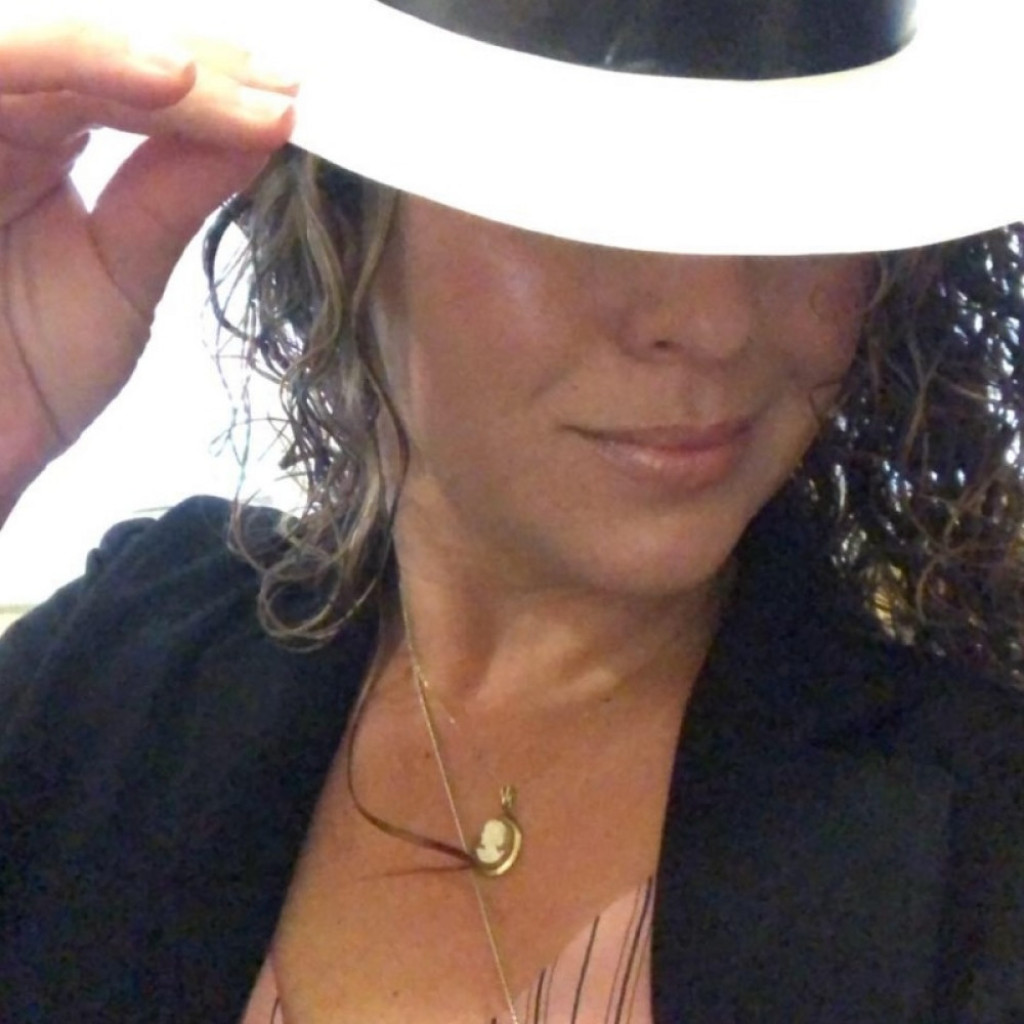 Nastavnica optužena za seksualno zlostavljanje maloletnika